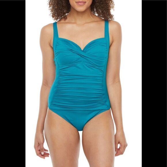 New Liz Claiborne teal ruched swimsuit. - Picture 2 of 12